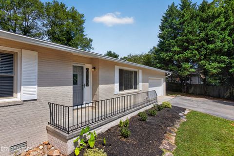 Tiny photo for 1221 Southbreeze Circle, Knoxville, TN 37919 (MLS # 1347977)