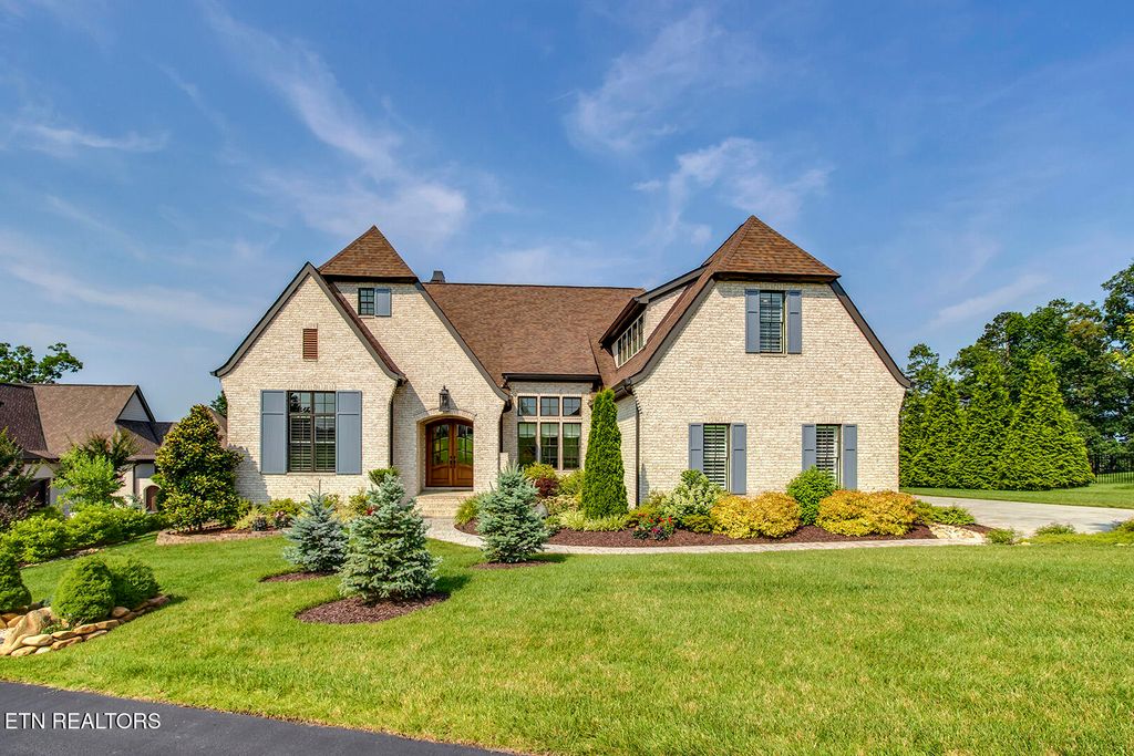 Photo of 1270 Shadow Hill Drive, Lenoir City, TN 37772 (MLS # 1306600)