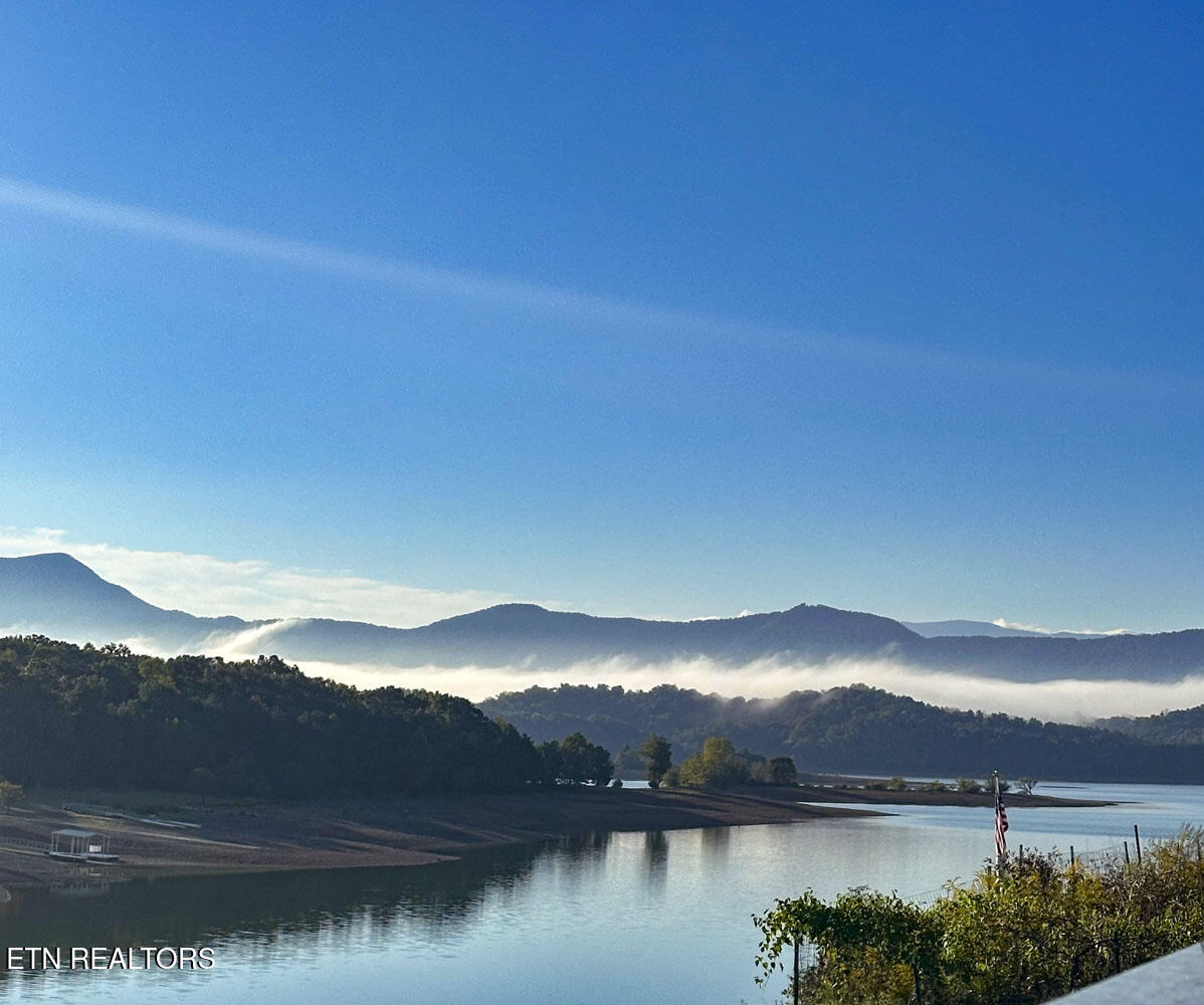 1964 Harbor Hills Drive