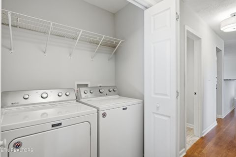 Tiny photo for 301 NW Portsmouth Rd, Knoxville, TN 37909 (MLS # 1328418)