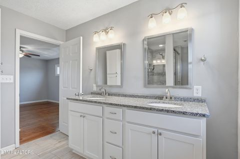 Tiny photo for 301 NW Portsmouth Rd, Knoxville, TN 37909 (MLS # 1328418)