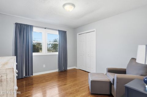 Tiny photo for 301 NW Portsmouth Rd, Knoxville, TN 37909 (MLS # 1328418)