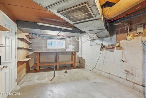 Tiny photo for 301 NW Portsmouth Rd, Knoxville, TN 37909 (MLS # 1328418)