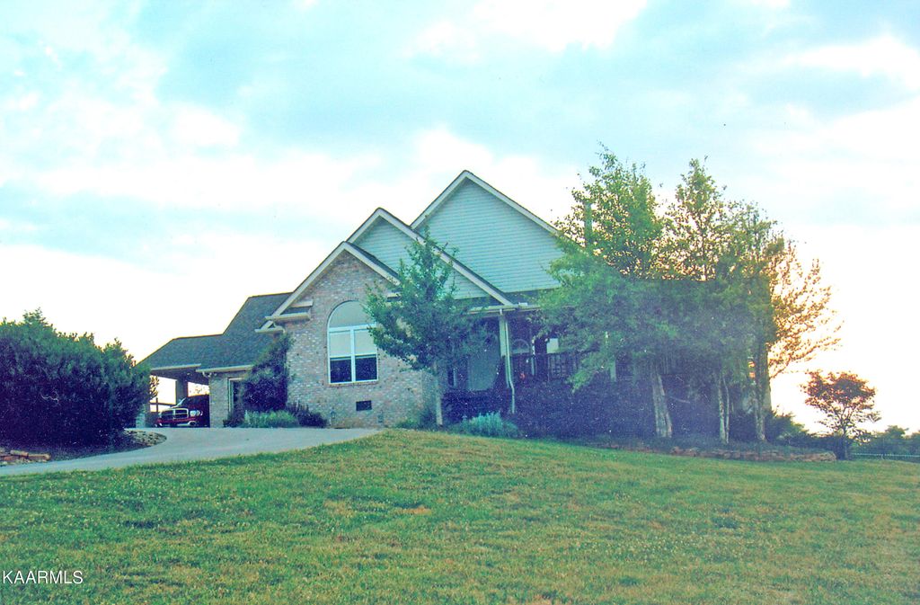 Photo of 202 Sierra Lane, Blaine, TN 37709 (MLS # 1208421)