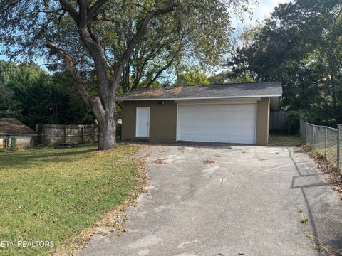 Tiny photo for 3410 Feathers St, Knoxville, TN 37920 (MLS # 1357608)