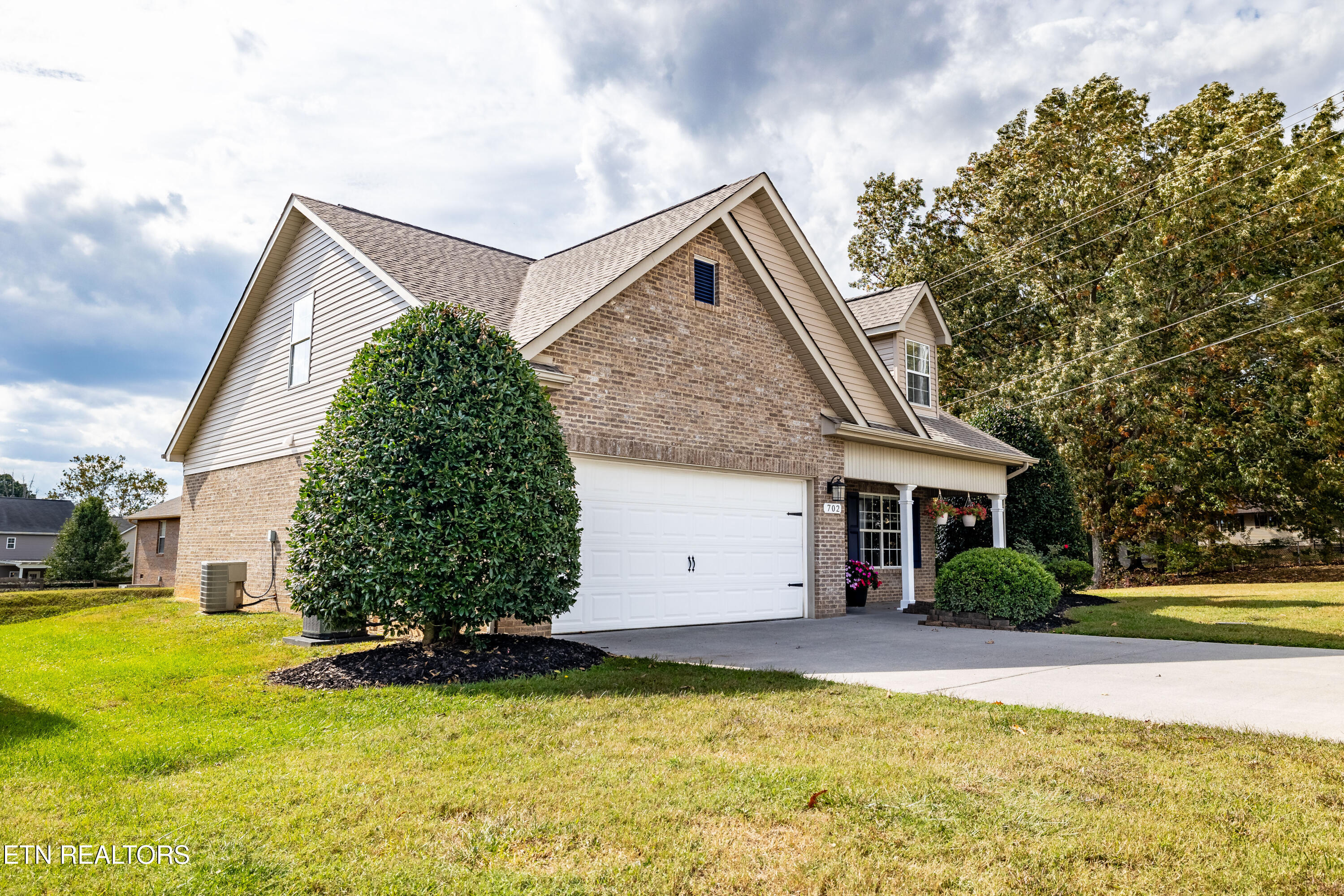 702 Kiefer Lane