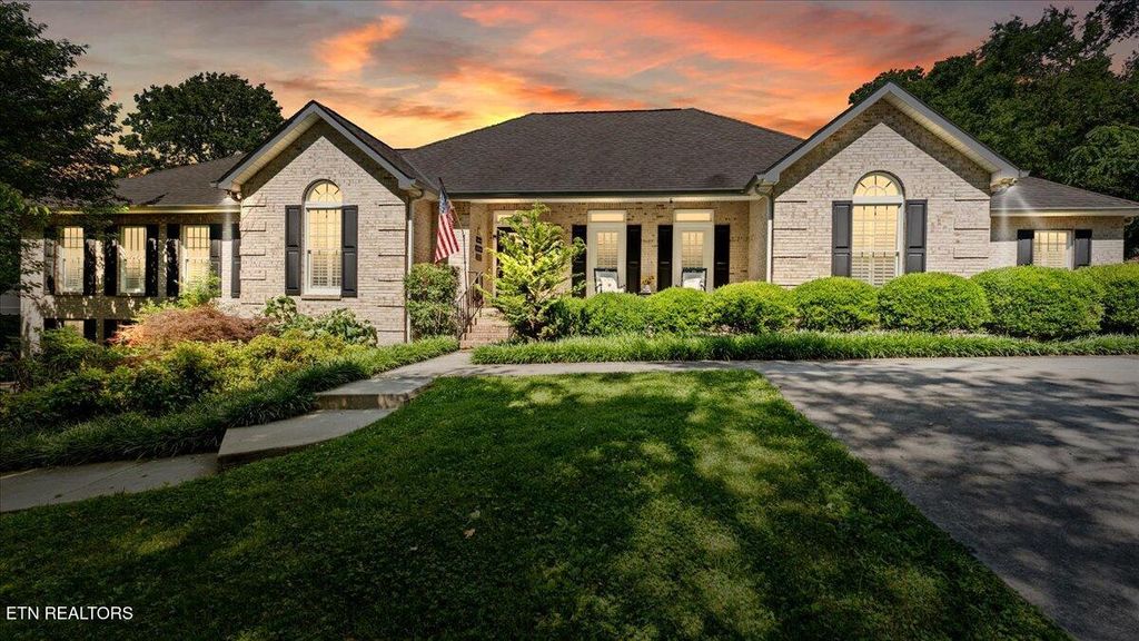 Photo of 1411 Wood Creek Drive, Athens, TN 37303 (MLS # 1325273)