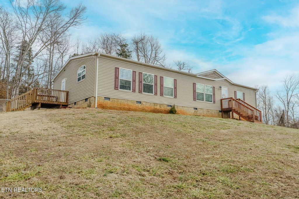 Photo of 1738 Dumplin Loop Rd, New Market, TN 37820 (MLS # 1328886)