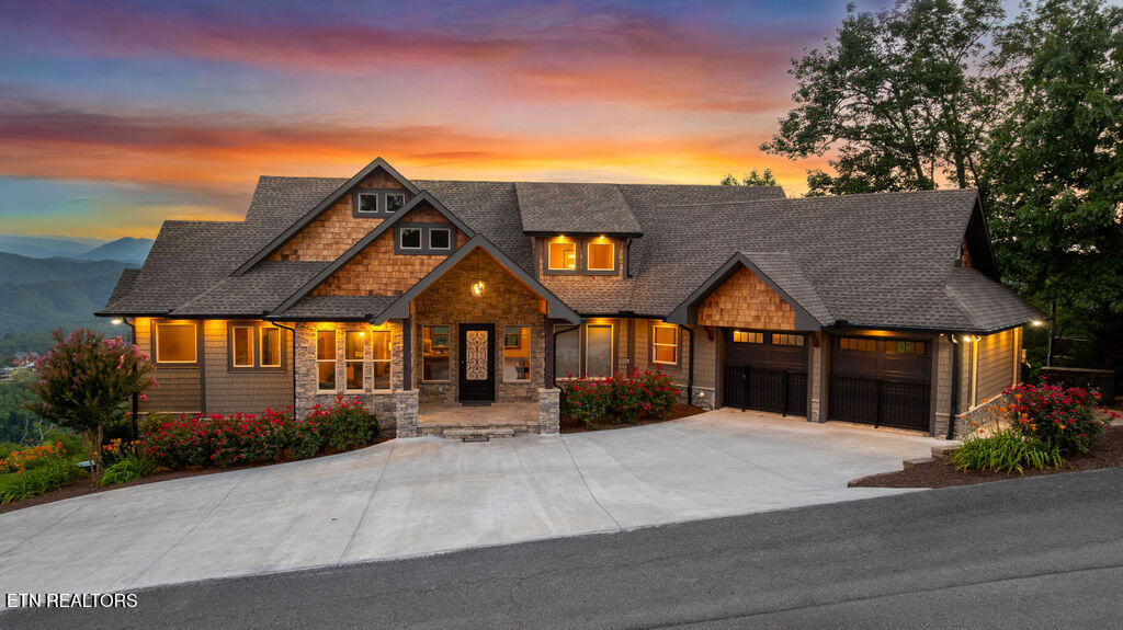3222 Laurel Cove Tr