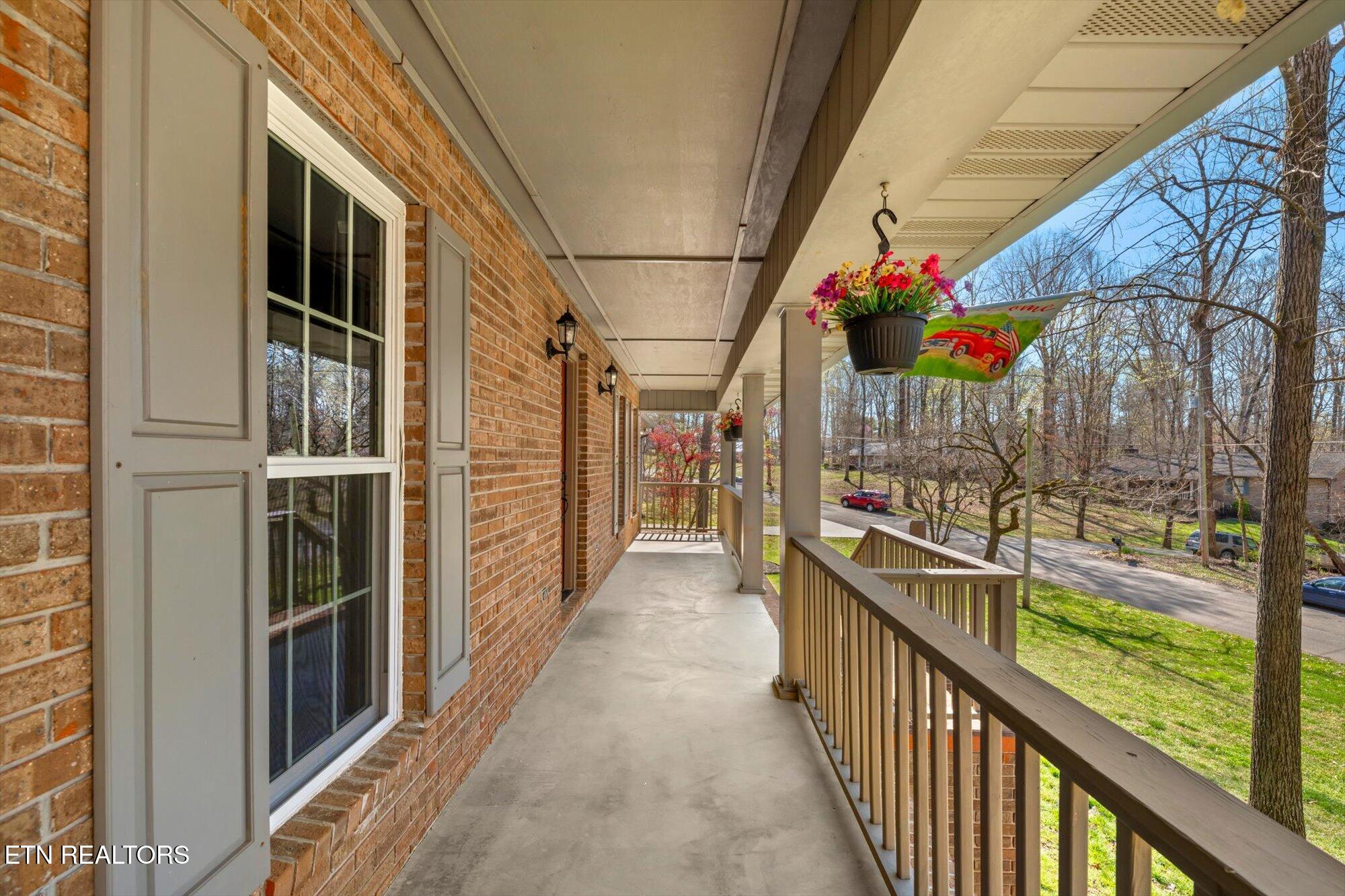 3848 Dovefield Court