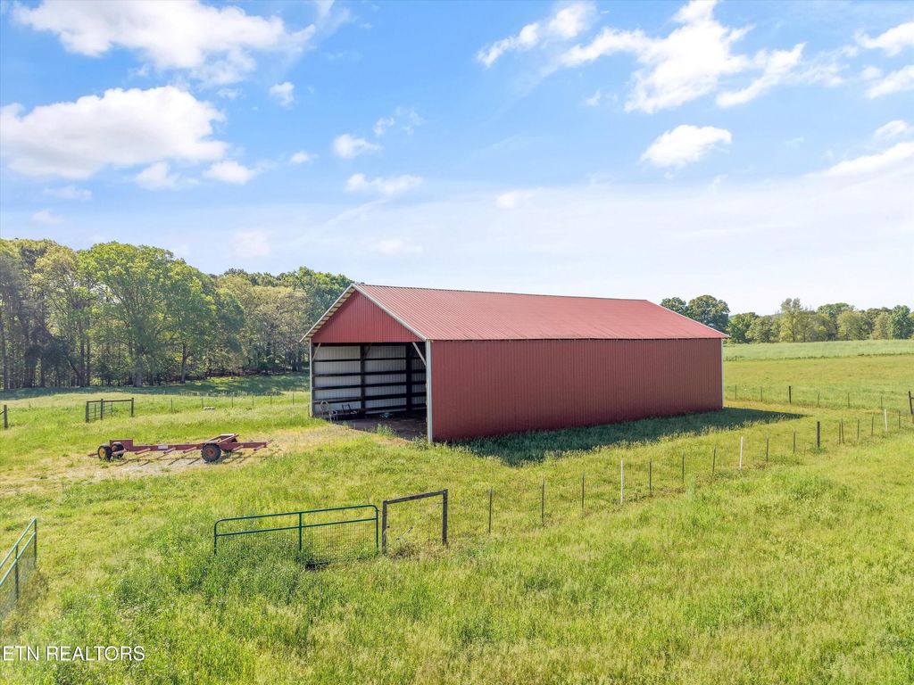 Photo of 880 Fairview Rd, Tellico Plains, TN 37385 (MLS # 1337812)