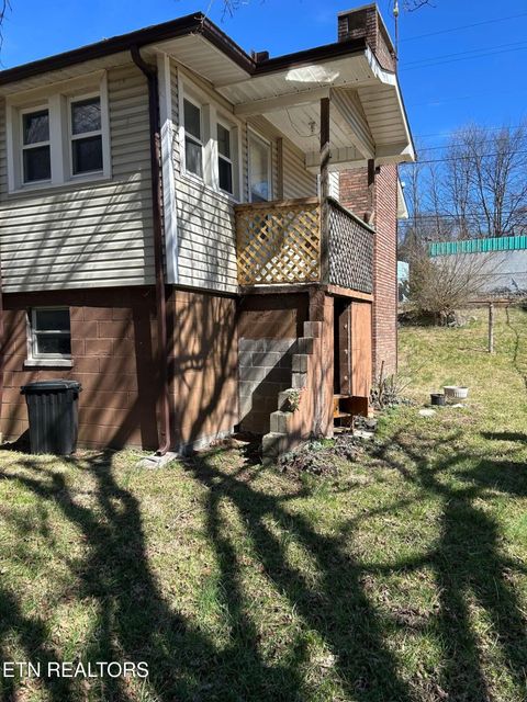 Tiny photo for 3528 Highway 61, Luttrell, TN 37779 (MLS # 1316516)