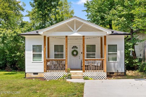 Photo of 3303 Taylor St, Chattanooga, TN 37406 (MLS # 1347110)