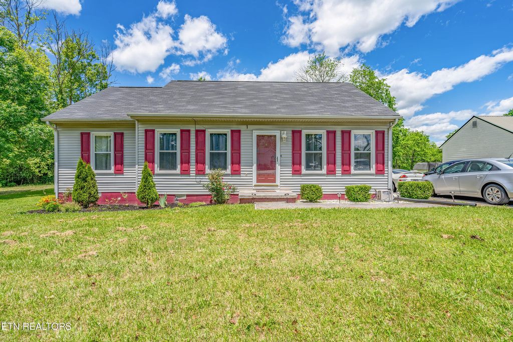 Photo of 159 Little Creek Lane, LaFollette, TN 37766 (MLS # 1302394)