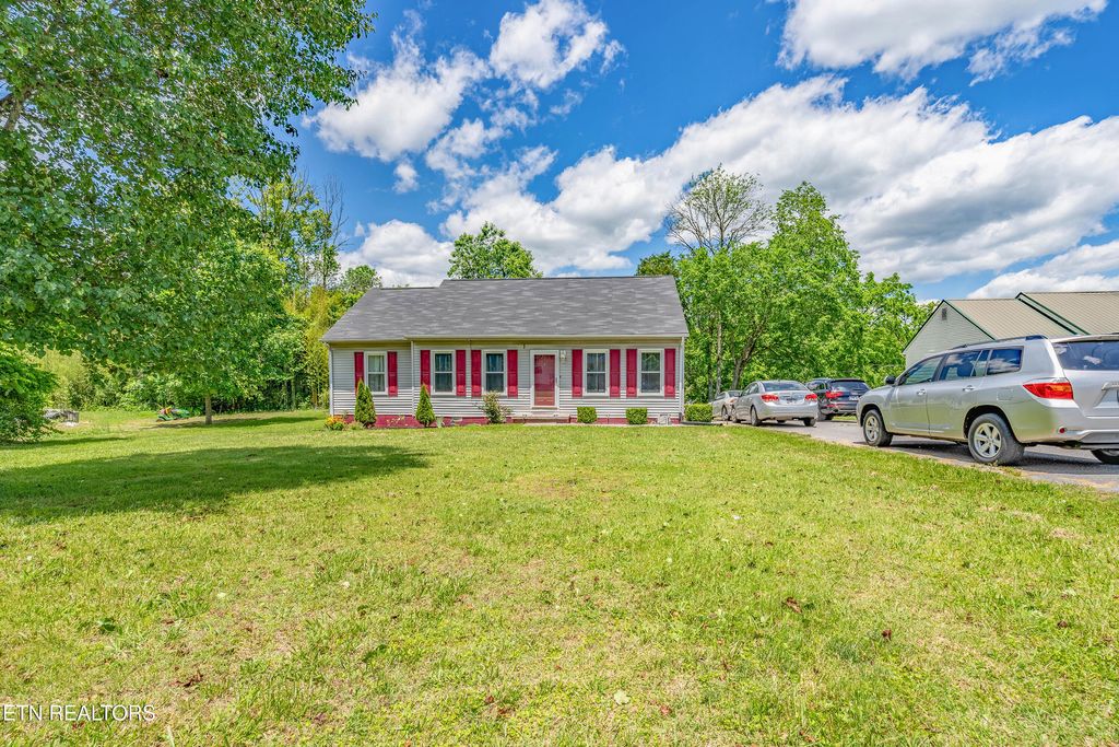 Photo of 159 Little Creek Lane, LaFollette, TN 37766 (MLS # 1302394)