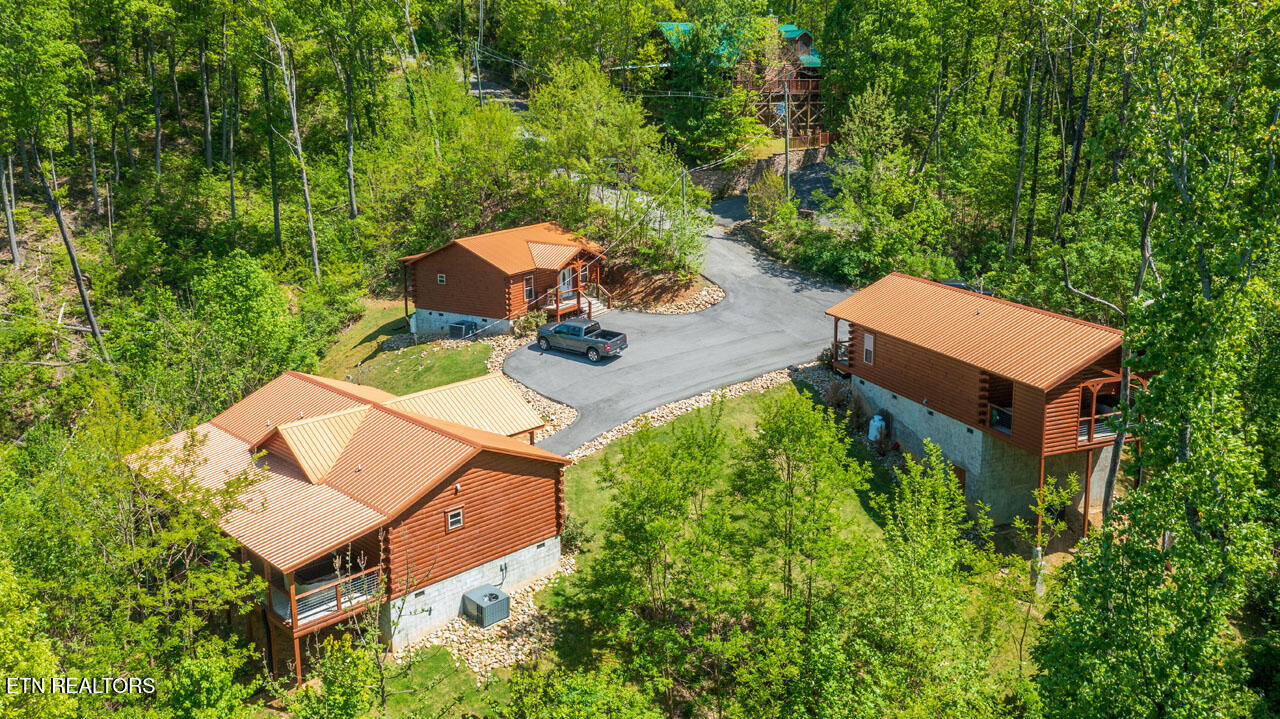 921,22,27 Statham Way