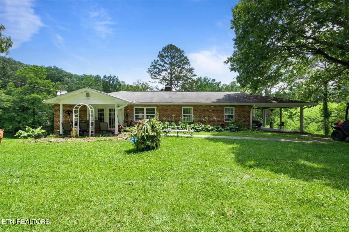 330 Dilbeck Lane