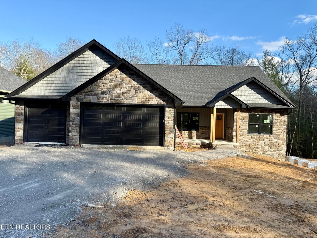 Photo of 157 Natchez Circle, Crossville, TN 38558 (MLS # 1321273)