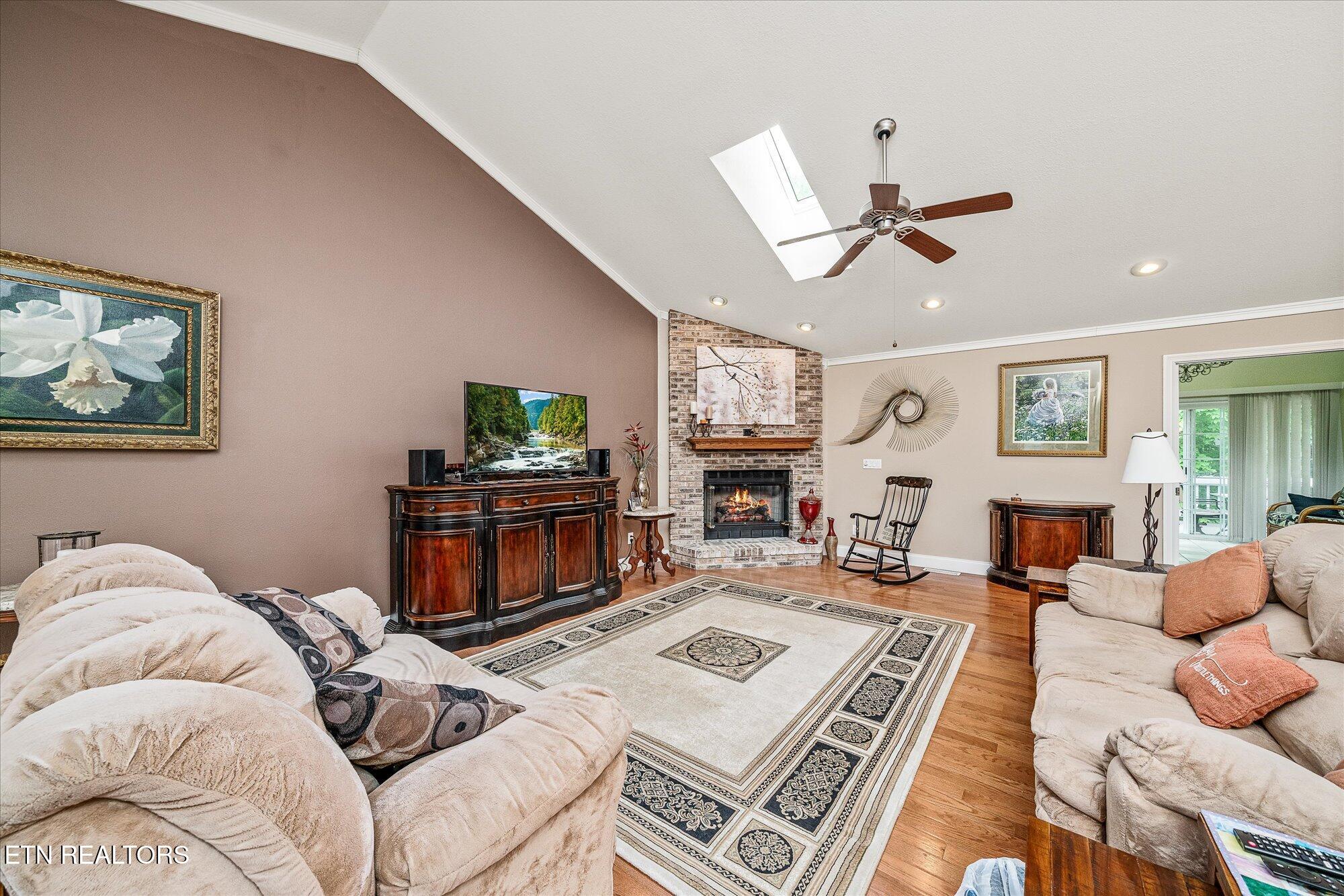 114 Bent Oak Terrace