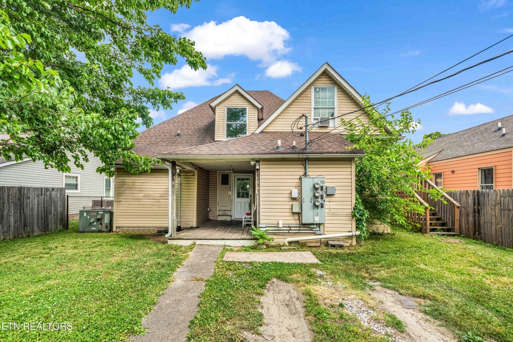 Photo of 123 E Springdale Ave, Knoxville, TN 37917 (MLS # 1358523)