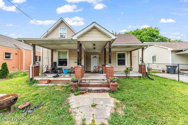 Photo of 123 E Springdale Ave, Knoxville, TN 37917 (MLS # 1358523)