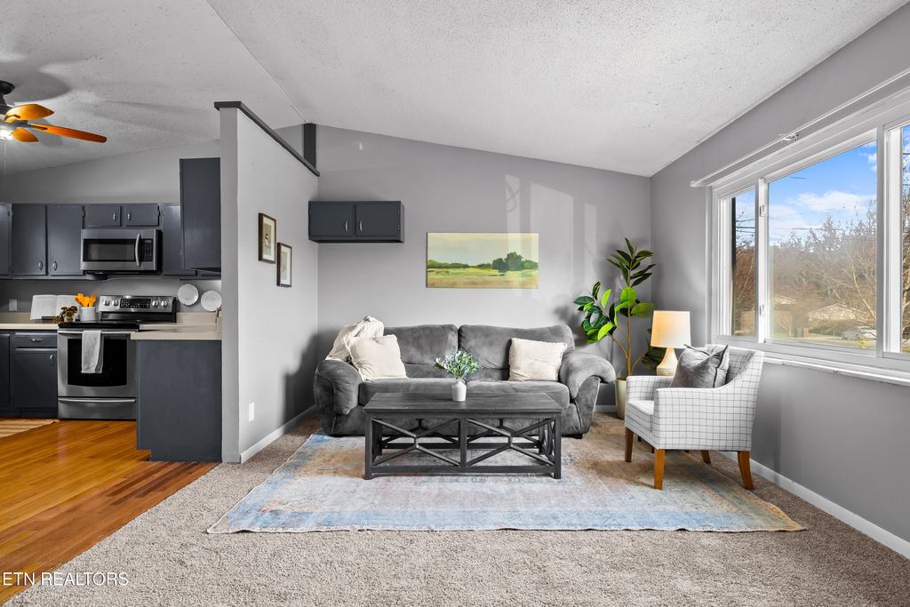 Photo of 5931 Westmere Drive, Knoxville, TN 37909 (MLS # 1331419)