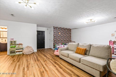 Tiny photo for 136 Grace Circle, Clinton, TN 37716 (MLS # 1350300)