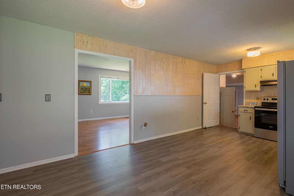 Photo of 115 Boulder Rd, Wartburg, TN 37887 (MLS # 1261929)