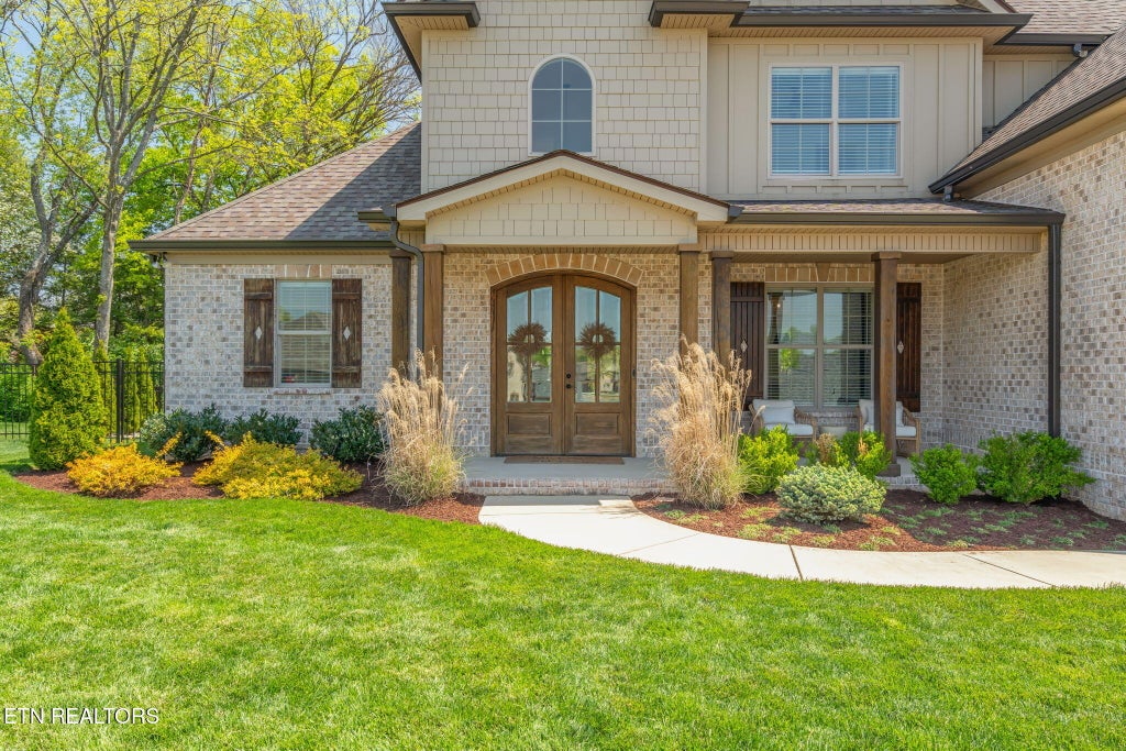 Photo of 7702 Madgewood Lane, Knoxville, TN 37909 (MLS # 1300629)