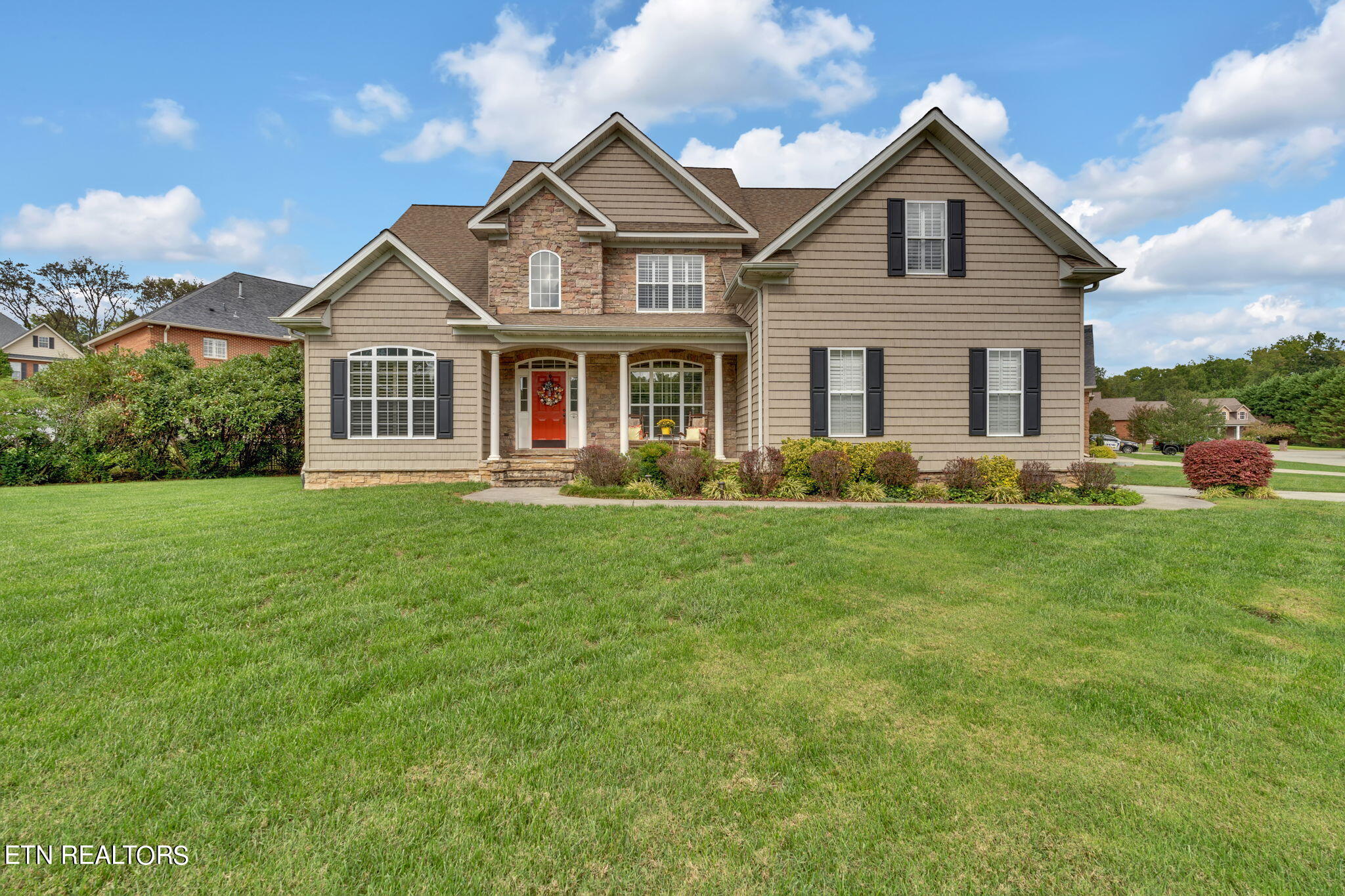 424 Ross Springs Drive