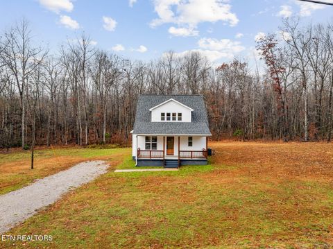Photo of 1023 W Laurel Way, Monterey, TN 38574 (MLS # 1322738)