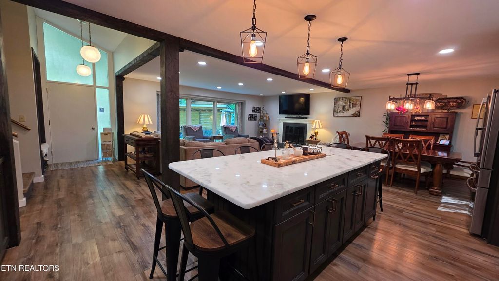 Photo of 124 Wendover CIR, Oak Ridge, TN 37830 (MLS # 1339797)