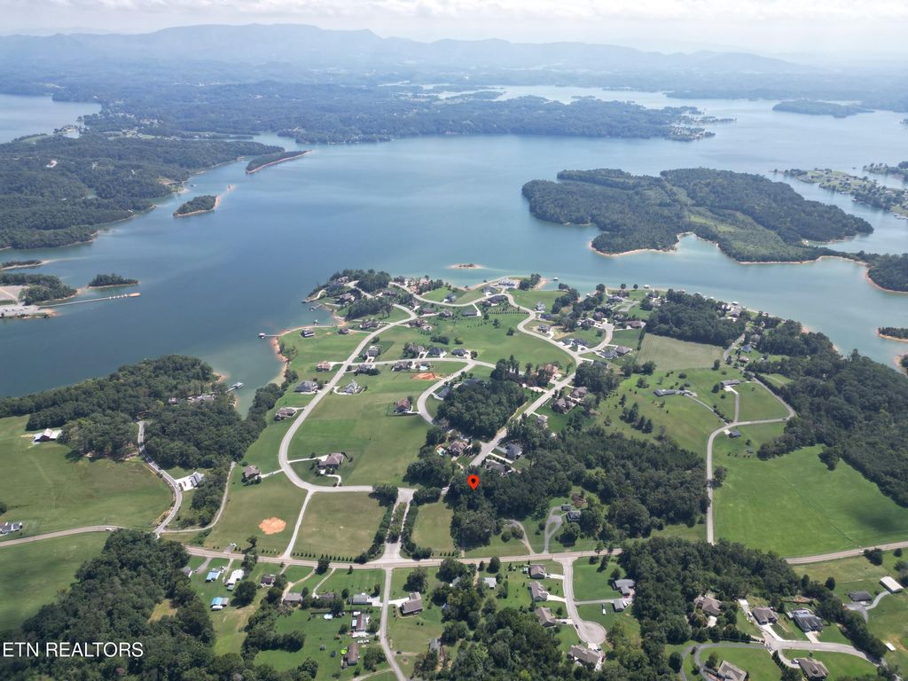 Photo of 2 Majestic Circle, Dandridge, TN 37725 (MLS # 1279980)