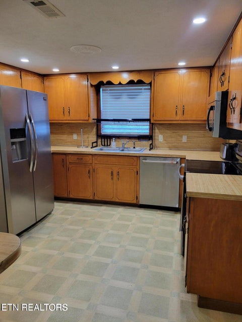 Tiny photo for 566 Turkey Oak Rd, Crossville, TN 38555 (MLS # 1360089)