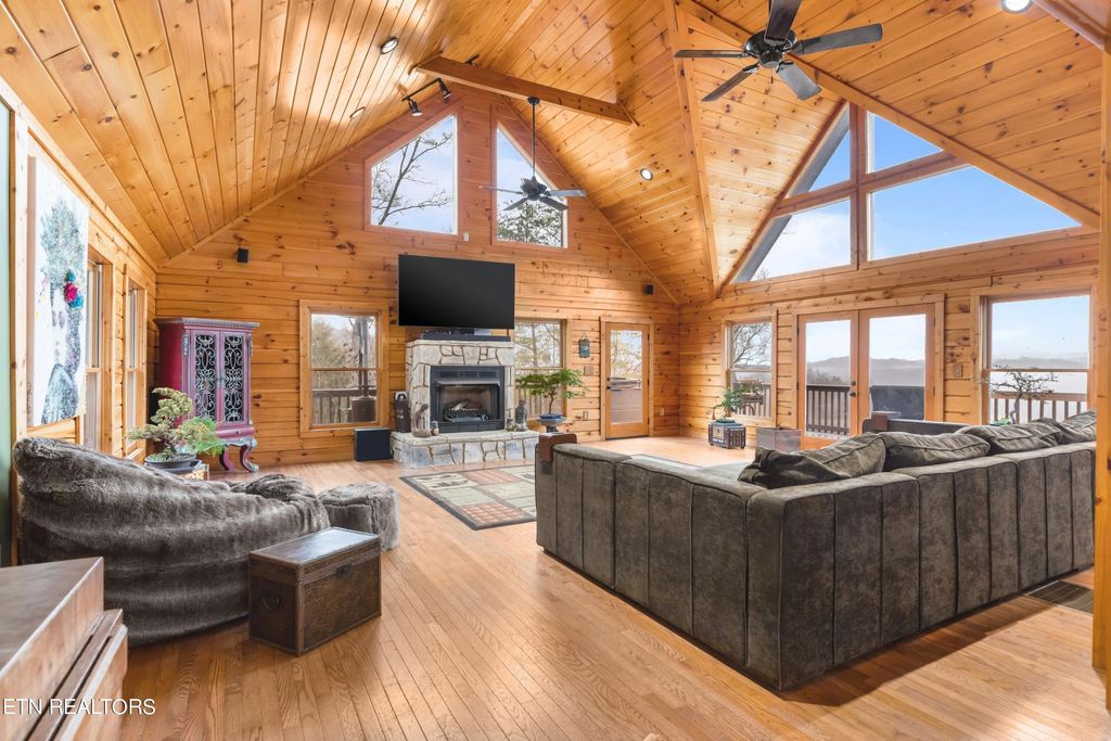 Photo of 201 Wildcat Hollow Rd, New Tazewell, TN 37825 (MLS # 1247202)