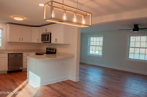 Tiny photo for 515 Greenwood Drive, Clinton, TN 37716 (MLS # 1336018)