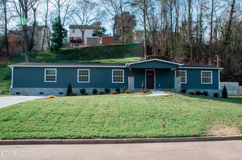 Tiny photo for 515 Greenwood Drive, Clinton, TN 37716 (MLS # 1336018)