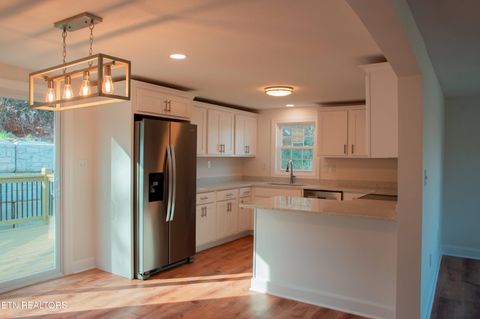 Tiny photo for 515 Greenwood Drive, Clinton, TN 37716 (MLS # 1336018)