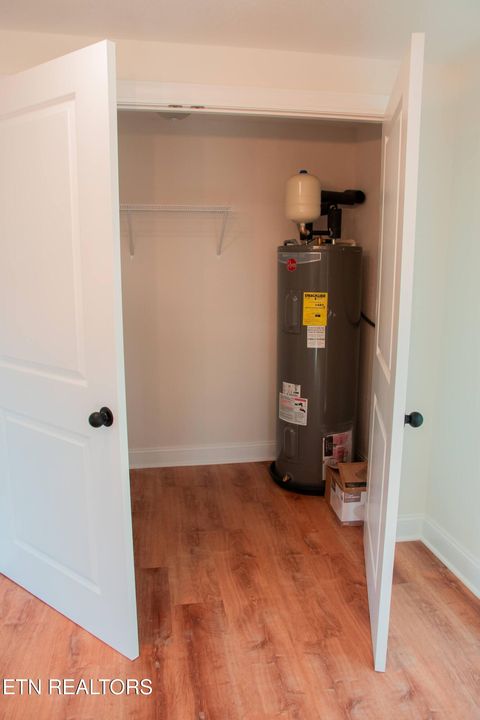 Tiny photo for 515 Greenwood Drive, Clinton, TN 37716 (MLS # 1336018)