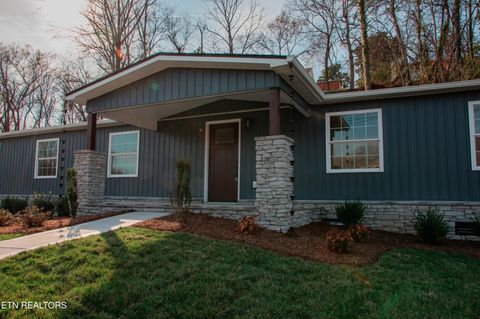 Tiny photo for 515 Greenwood Drive, Clinton, TN 37716 (MLS # 1336018)