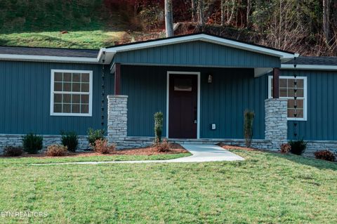 Tiny photo for 515 Greenwood Drive, Clinton, TN 37716 (MLS # 1336018)
