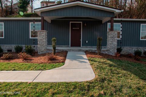 Tiny photo for 515 Greenwood Drive, Clinton, TN 37716 (MLS # 1336018)