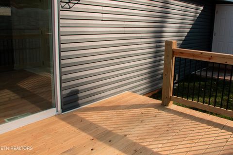 Tiny photo for 515 Greenwood Drive, Clinton, TN 37716 (MLS # 1336018)