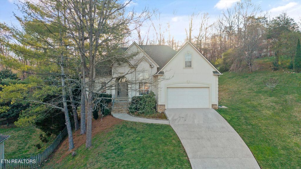 Photo of 1908 Saint Gregorys Court, Knoxville, TN 37931 (MLS # 1333205)