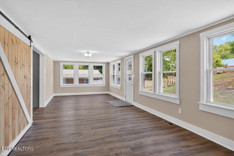 Tiny photo for 128 S Young St, Sparta, TN 38583 (MLS # 1358438)