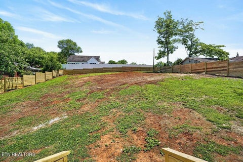 Tiny photo for 128 S Young St, Sparta, TN 38583 (MLS # 1358438)