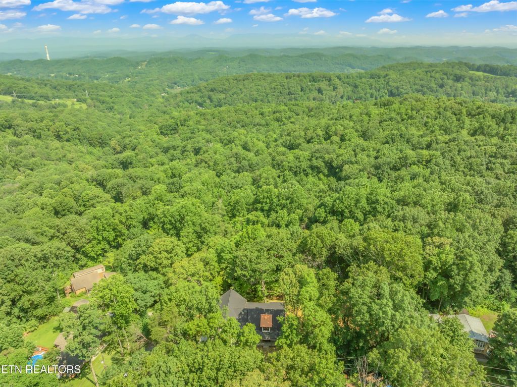 Photo of 7600 Gynevere Drive, Knoxville, TN 37931 (MLS # 1304538)