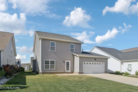 Tiny photo for 106 E Elderberry St, Oak Ridge, TN 37830 (MLS # 1319357)