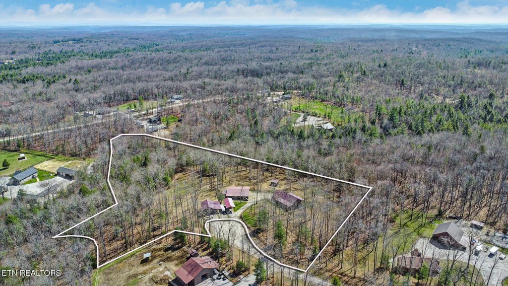 Photo of 232 Wild Cat Rd, Jamestown, TN 38556 (MLS # 1333760)