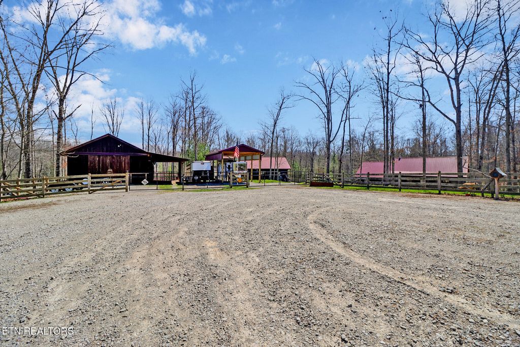 Photo of 232 Wild Cat Rd, Jamestown, TN 38556 (MLS # 1333760)